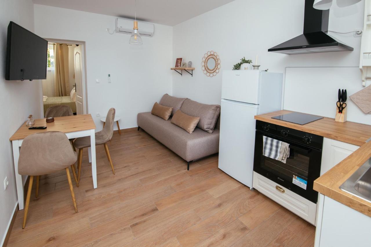 Apartmani Barbarosa Sveti Filip i Jakov Exterior photo